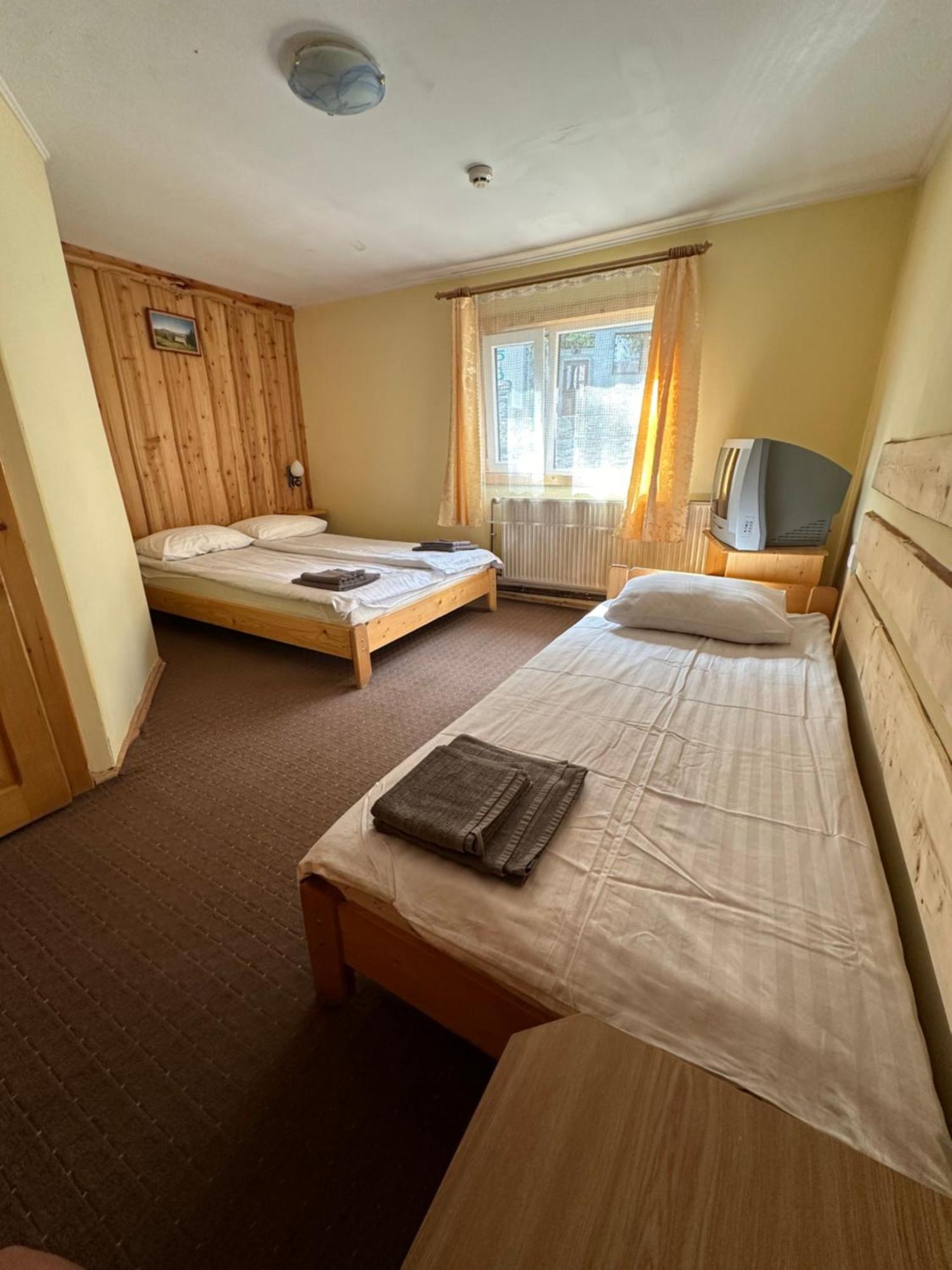 Plai Hotel Dragobrat Luaran gambar